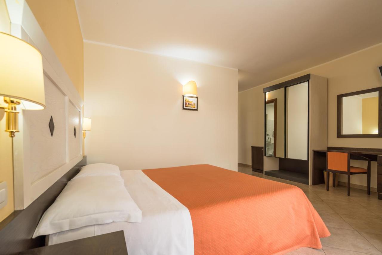 Hotel Orizzonte Летоянни Экстерьер фото