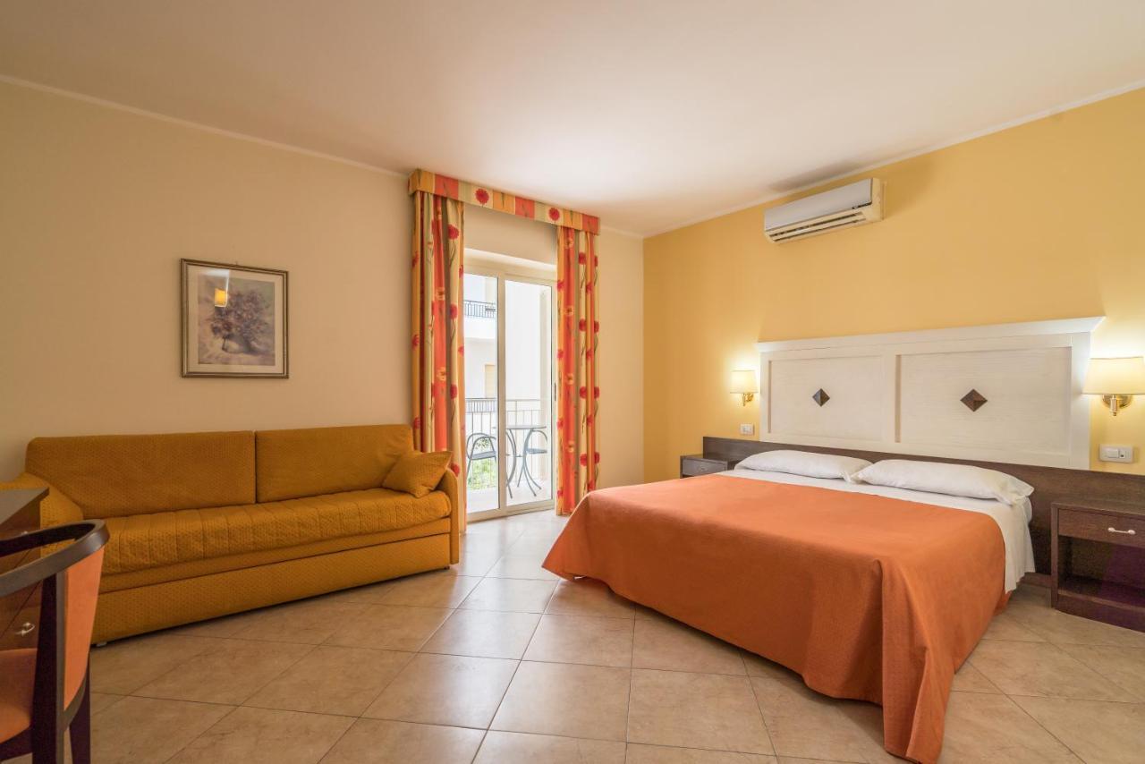 Hotel Orizzonte Летоянни Экстерьер фото